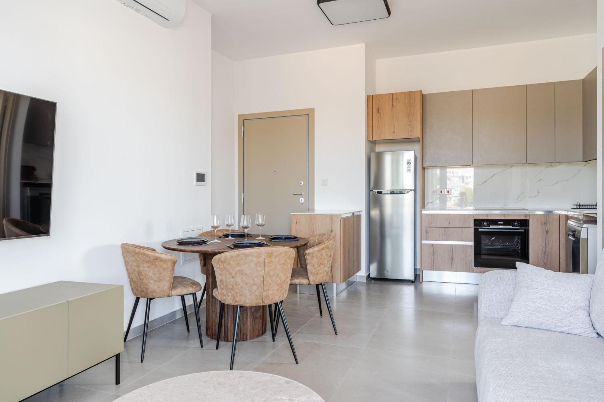 Yamas Urban Living Zakaki Pool Penthouses & Apartments Limasol Buitenkant foto