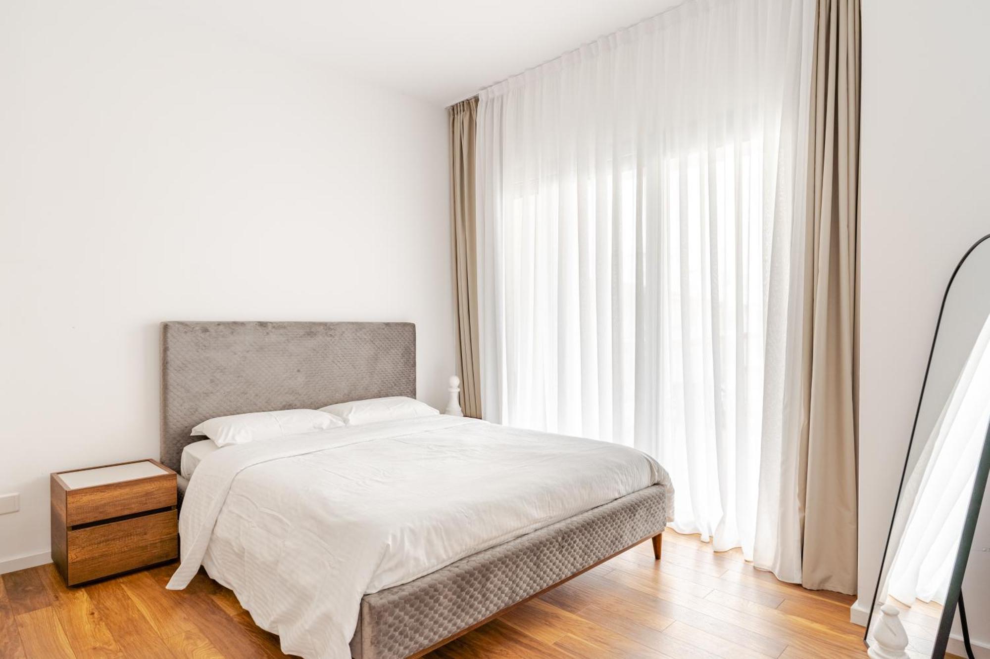 Yamas Urban Living Zakaki Pool Penthouses & Apartments Limasol Buitenkant foto